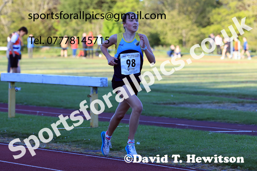 The 1500 metres, 2026 NEGP 1, Monkton Stadium. Photo: David T. Hewitson/Sports for All Pics